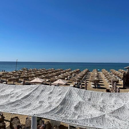 Апартаменти "Бриз" Sveti Vlas Esterno foto