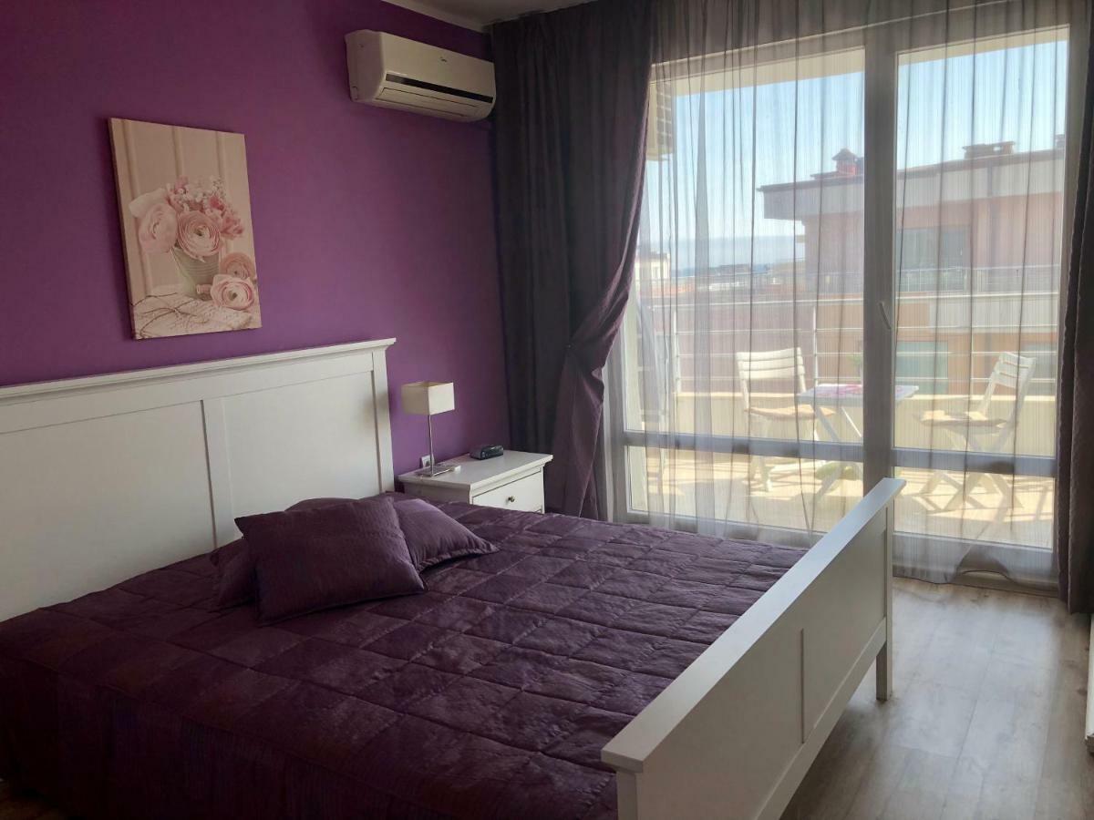 Апартаменти "Бриз" Sveti Vlas Esterno foto