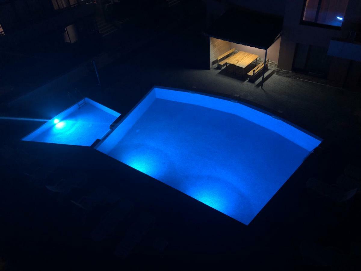 Апартаменти "Бриз" Sveti Vlas Esterno foto