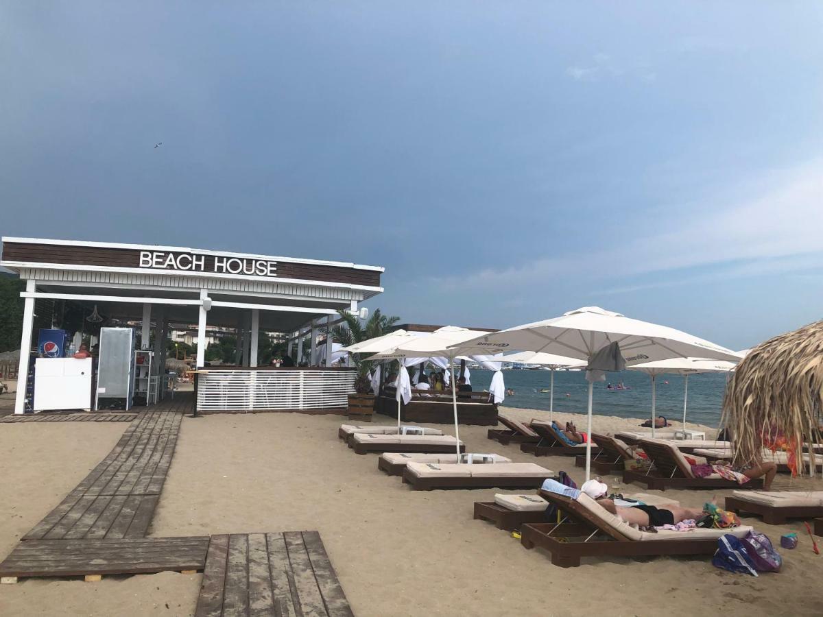 Апартаменти "Бриз" Sveti Vlas Esterno foto